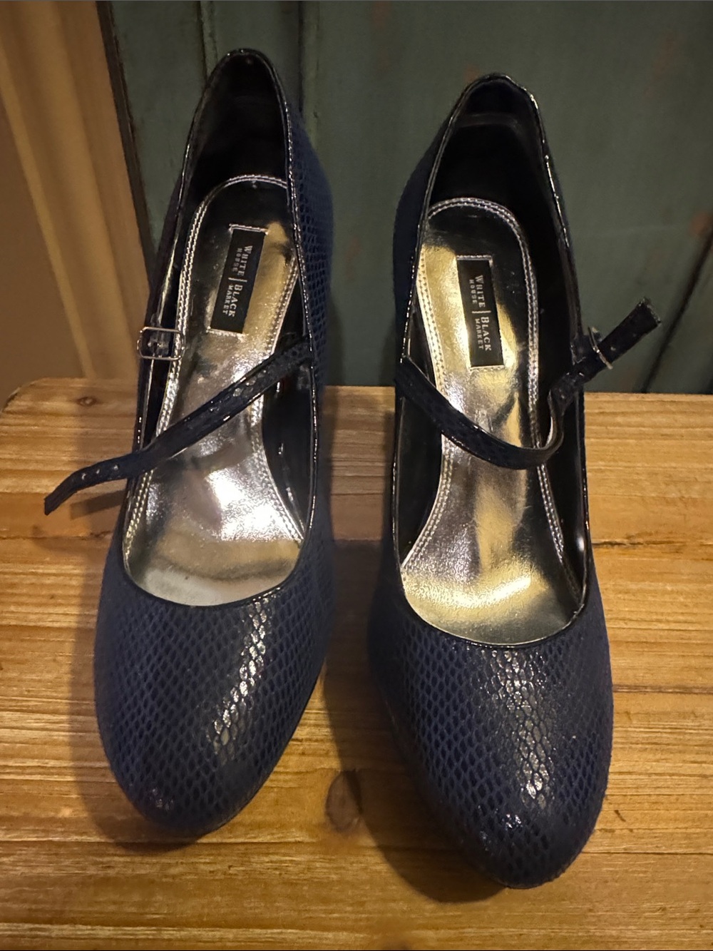White House Black Market Navy Textured Mary Jane Heels